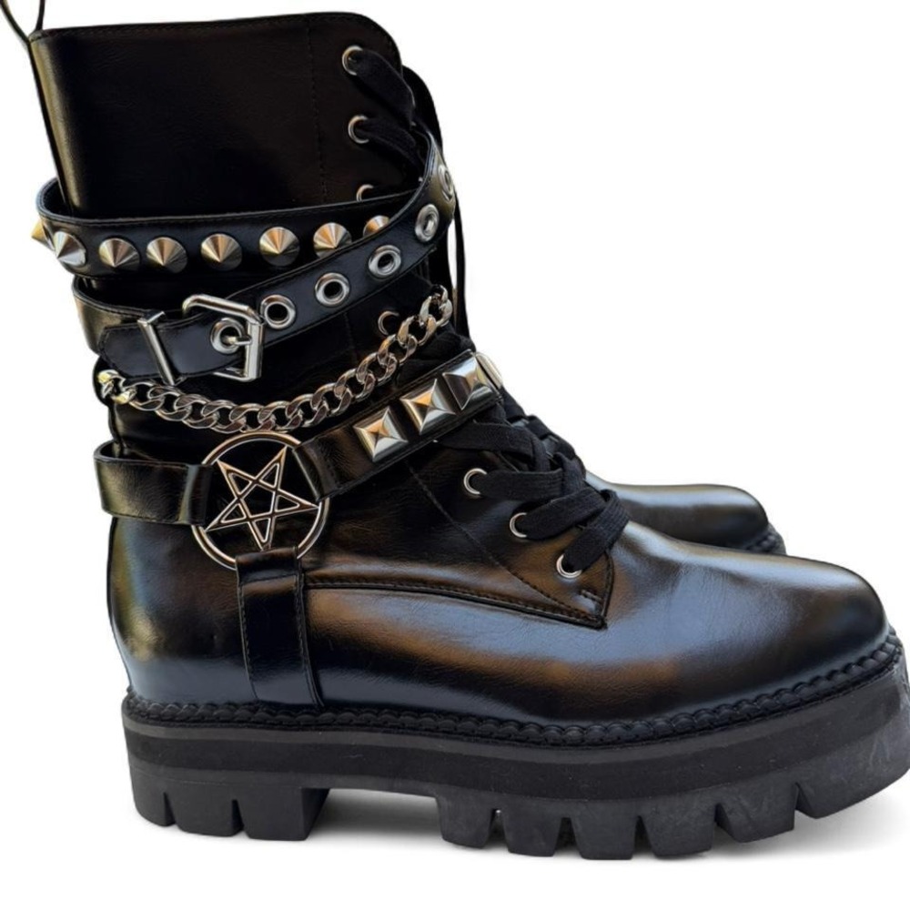 Killstar blood grunge boots size US 11 combat studded boots - Picture 2 of 5